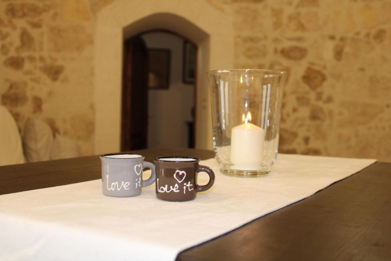 Altana Di Tufo Bed & Breakfast มอลเฟตตา ภายนอก รูปภาพ
